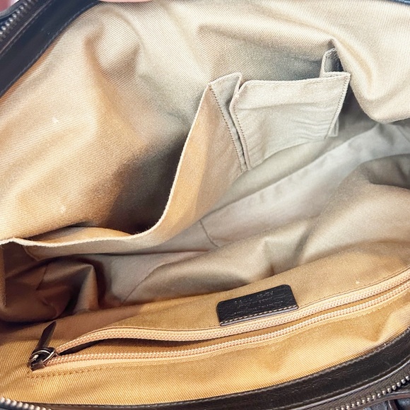 Salvatore Ferragamo Black Pebbled Calf Leather Celtico Tote Bag - Picture 7 of 9